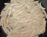 Foto langkah ke 6 dari resep Kue Bawang ekonomis.
