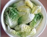 รูปขั้นตอนการทำที่ 1 ของ มีทบอล/พอร์คบอลในถ้วยผักกาดโรเมน STICKY MEATBALL (PORKBALLS) ROMAINE LETTUCE WRAPS