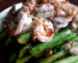 A picture of step 4 of Kanya's Shrimps with Asparagus.