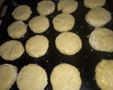A picture of step 5 of Simple tea scones.