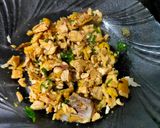 Foto langkah ke 2 dari resep Cilok oseng isi ayam.