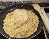 Foto del paso 4 de la receta: Piadina o tortillas mexicanas rellena de pollo y queso en sartén