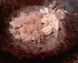 Foto langkah ke 2 dari resep Kaldu Udang Bubuk.