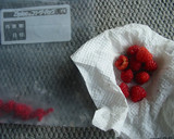 A picture of step 1 of Raspberry Jam.