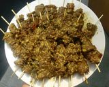 Foto langkah ke 5 dari resep Sate Daging Sapi Bumbu Rempah Masak Teflon Super Empuk.