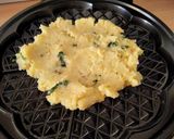 Sós gofri, maradék törtburgonyából (glutén- és tejmentes) recept fázis 2 fotója