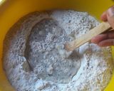 Foto del paso 1 de la receta: Focaccia de longaniza, papa y cebolla😲😰