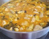 Foto del paso 1 de la receta: Arroz con atún, ajetes y alcachofas, sin caldo de pescado y con alga nori y falso alioli