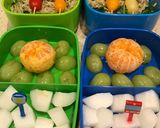 Foto langkah ke 1 dari resep Udang Panggang Tomat Bekal Anak.