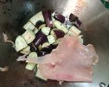 Foto langkah ke 4 dari resep Sayur Lodeh Terong Fillet Ayam.