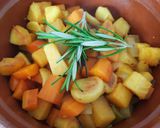Foto del paso 3 de la receta: Wok de verduras del cocido