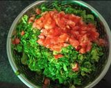 A picture of step 2 of Spinach Chickpea Flour Chamchamiya.