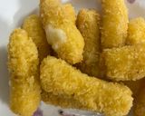 Hình bước làm 4 của món Bí quyết làm phô mai que tan chảy, kéo sợi và để lâu khó đông lại