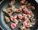 A picture of step 2 of Simmered Beef and Enoki Mushrooms.