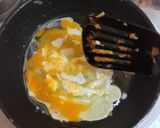 A picture of step 9 of Easy and Simple Fluffy Omurice.