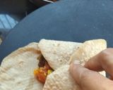 A picture of step 9 of Grill rajma paneer pocket.