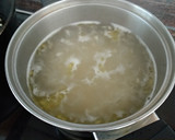 Foto del paso 2 de la receta: Sopa de fideos y surimi