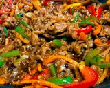 Foto langkah ke 7 dari resep Szechuan beef stir fry.