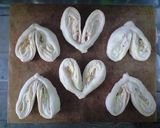 A picture of step 8 of Heart-Shaped Ham and Mayo & Ham and Cheese Rolls.