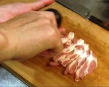 A picture of step 1 of Chinese Restaurant Style Stir-Fried Meat and Vegetables.