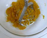 A picture of step 2 of Kabocha Squash Muffins.