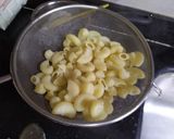 A picture of step 1 of Chicken Cheese Sausage Pasta.