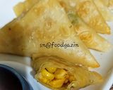 A picture of step 1 of Corn Cheese Samosa.