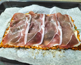 Foto del paso 5 de la receta: Rollo de zanahoria con crema mascarpone, rúcula y jamón