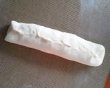 A picture of step 4 of Showa Era School Lunch: Nostalgic Soft Bread Roll.