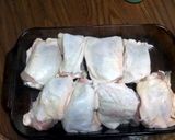 A picture of step 3 of caramelized chicken thighs.