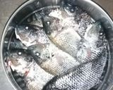 A picture of step 1 of Fish Curry.