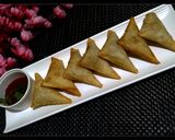 A picture of step 13 of Cheese Corn Pocket samosa.
