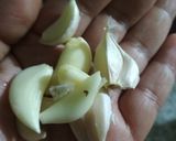 A picture of step 2 of Macha besara jhol.