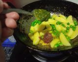 A picture of step 2 of Dhaba style aloo matar ki sabzi.