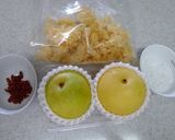 A picture of step 1 of Asian Pear and White Wood Ear Mushroom Dessert.