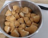 Foto del paso 1 de la receta: Torrijas de donuts con chantilly al romero (con y sin gluten)