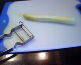 A picture of step 1 of White Asparaguses Mayonnaise Sauce.