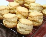 A picture of step 8 of Scones.