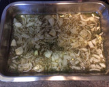 Foto del paso 5 de la receta: Pollo asado a la cerveza y limón