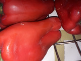 Morrones rellenos en estofado con papas