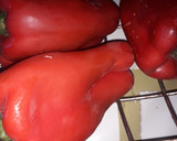 Foto del paso 1 de la receta: Morrones rellenos en estofado con papas