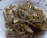 Foto del paso 4 de la receta: Borrajas con gulas