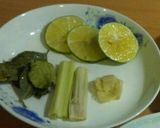 Foto langkah ke 3 dari resep Ayam Suwir Pedes Asam Manis.