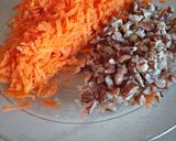 Foto del paso 2 de la receta: Bizcochuelo de zanahoria con nueces ideal diabetes