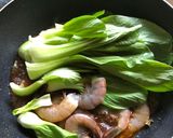 Gambar langkah 3 resipi Sayur Pak Choy Tumis Udang.