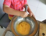 A picture of step 2 of Pear upside down cake.