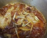 A picture of step 8 of Chicken qorma.
