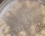 Foto del paso 16 de la receta: Ñoquis con Tuco de la Mamá y Ñoquis con Salsa de Trufa