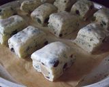 A picture of step 8 of Green Tea & Amanatto Scones.