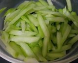Foto langkah ke 1 dari resep Tumis Labu Siam - Daging Sapi.